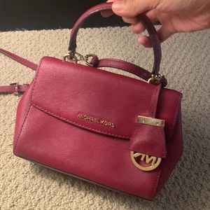 Michael Kors crossbody purse